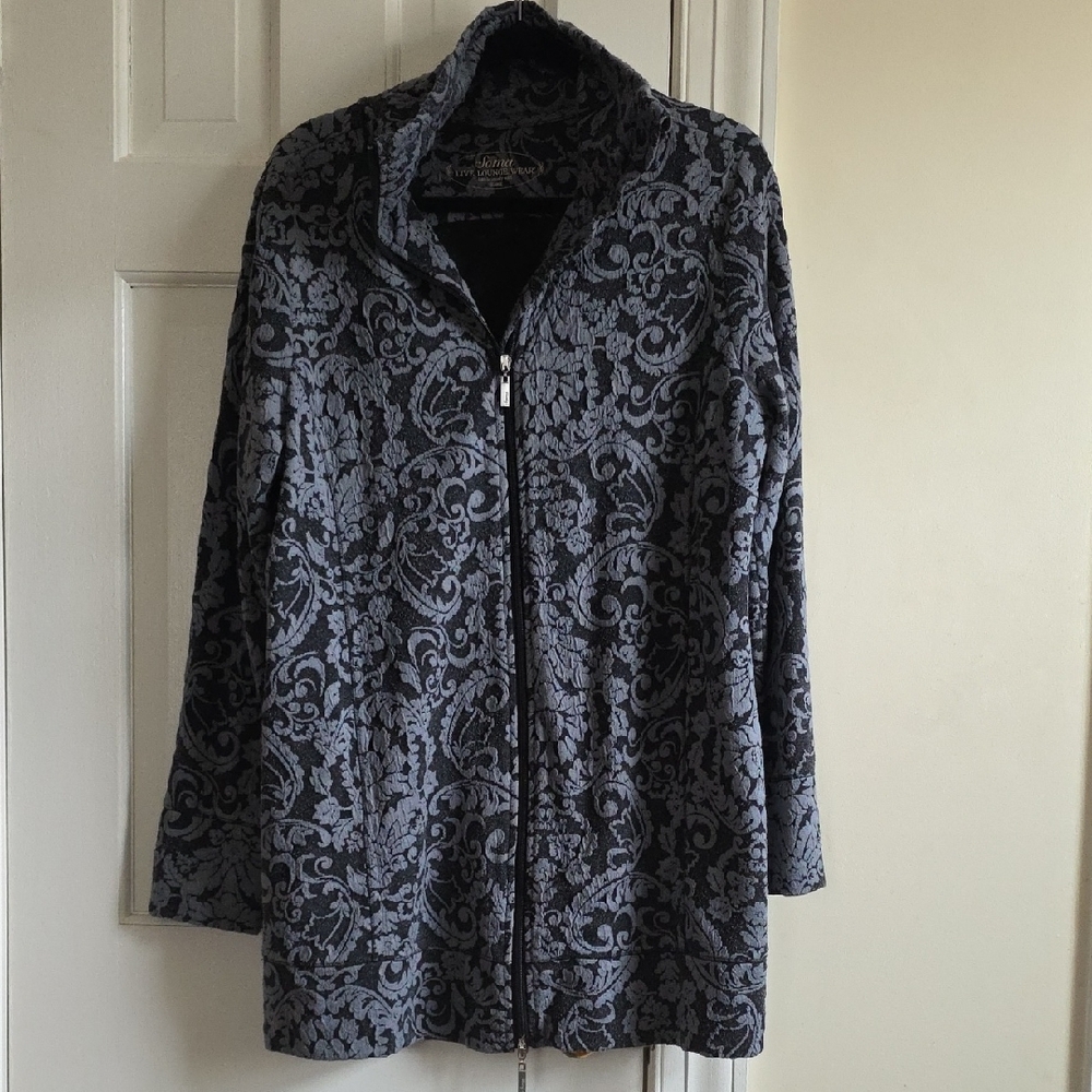 Soma Tunic Length XL Black and Gray Textured Floral Jacket